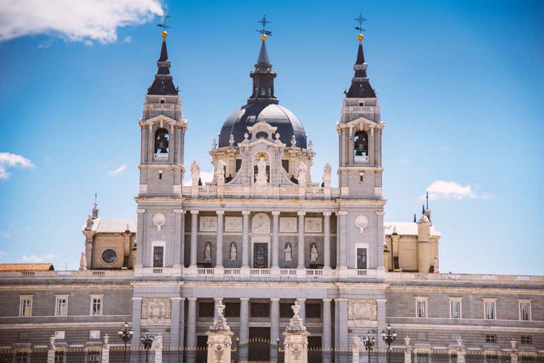 Fachada da Catedral da Almudena
