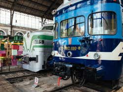 Trens antigos no Museu do Ferrocarril de Madrid