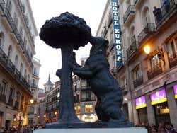 O urso e o medronheiro, uma das esculturas mais importantes de Madrid