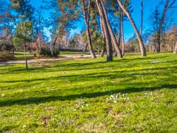 Parque del Oeste em um dia ensolarado