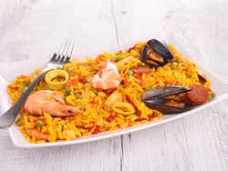 Um pequeno prato de Paella