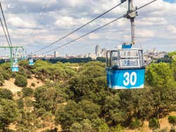 Vistas das cabines do teleférico de Madrid
