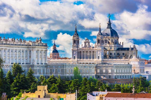 Visita guiada pelo Palácio Real e pela Catedral da Almudena